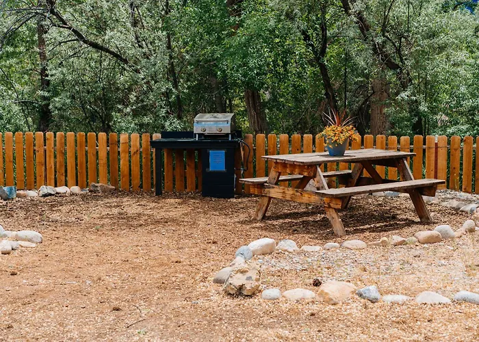 Salida Inn & Monarch Suites